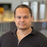 Markus Johansson, UX/UI Designer/Writer/Researcher