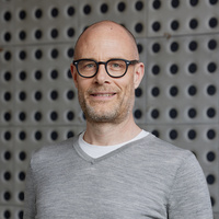 Mattias Heinze, Kravledare