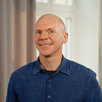 Daniel Röshoff, Systemutvecklare